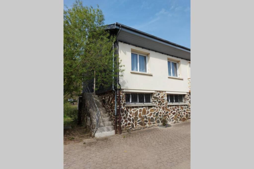 Gite En Bord De Meuse Montherme Luaran gambar